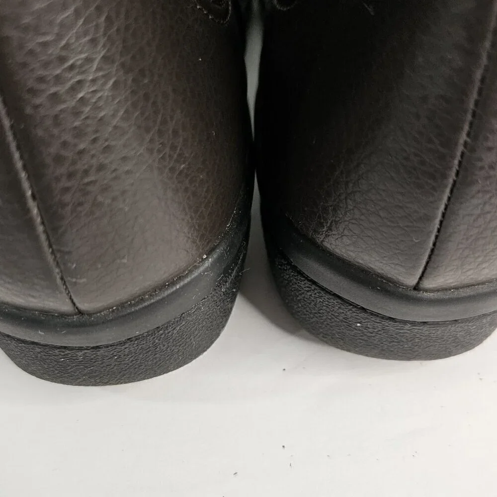 Clarks Cheyn Kisha Women Leather Ankle Boots has Side Zipper Closure Size 9.5M - Picture 7 of 10